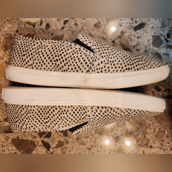 Time and Tru Cheetah Print Slip-on shoe - Picture 4 of 7